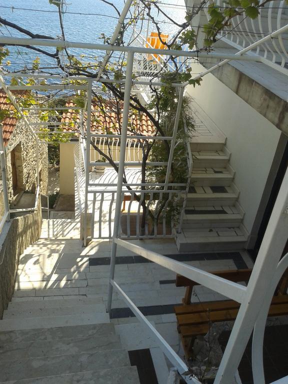 Apartmani Slavko Tuka Orebić Стая снимка